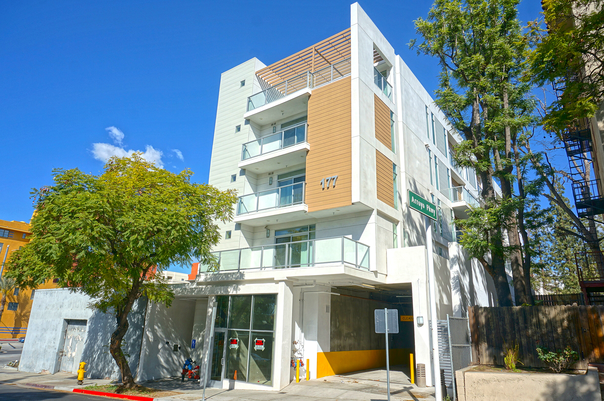 177 East Del Mar Boulevard - 404
