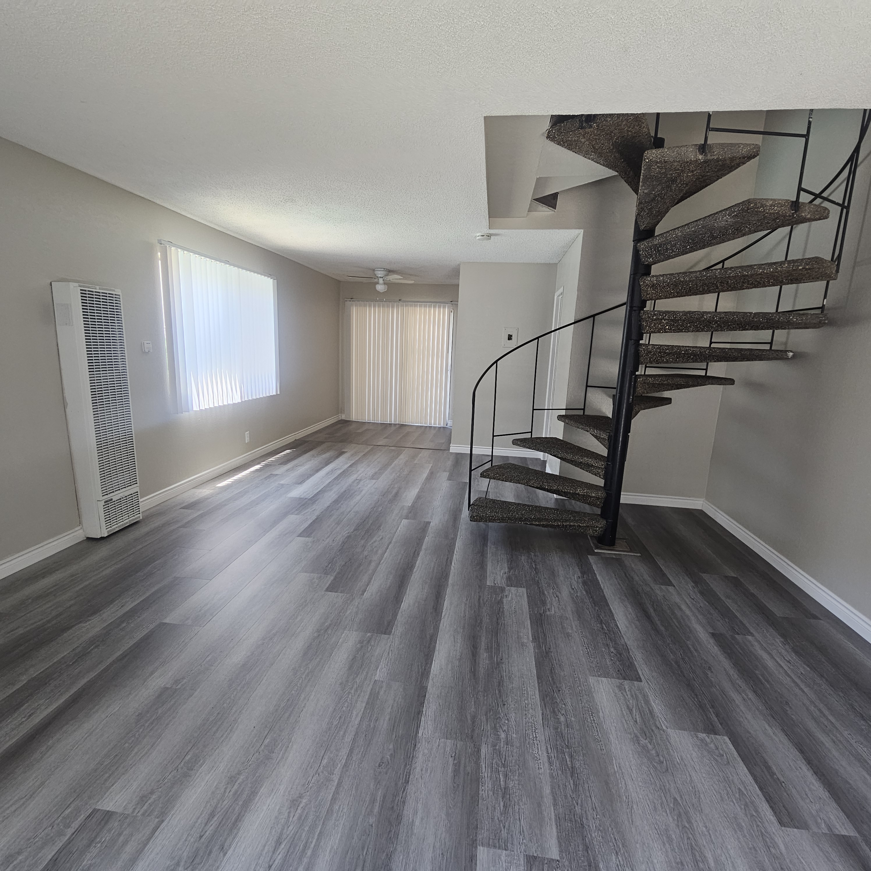 1240-1280 N San Gabriel Ave - 1240-06